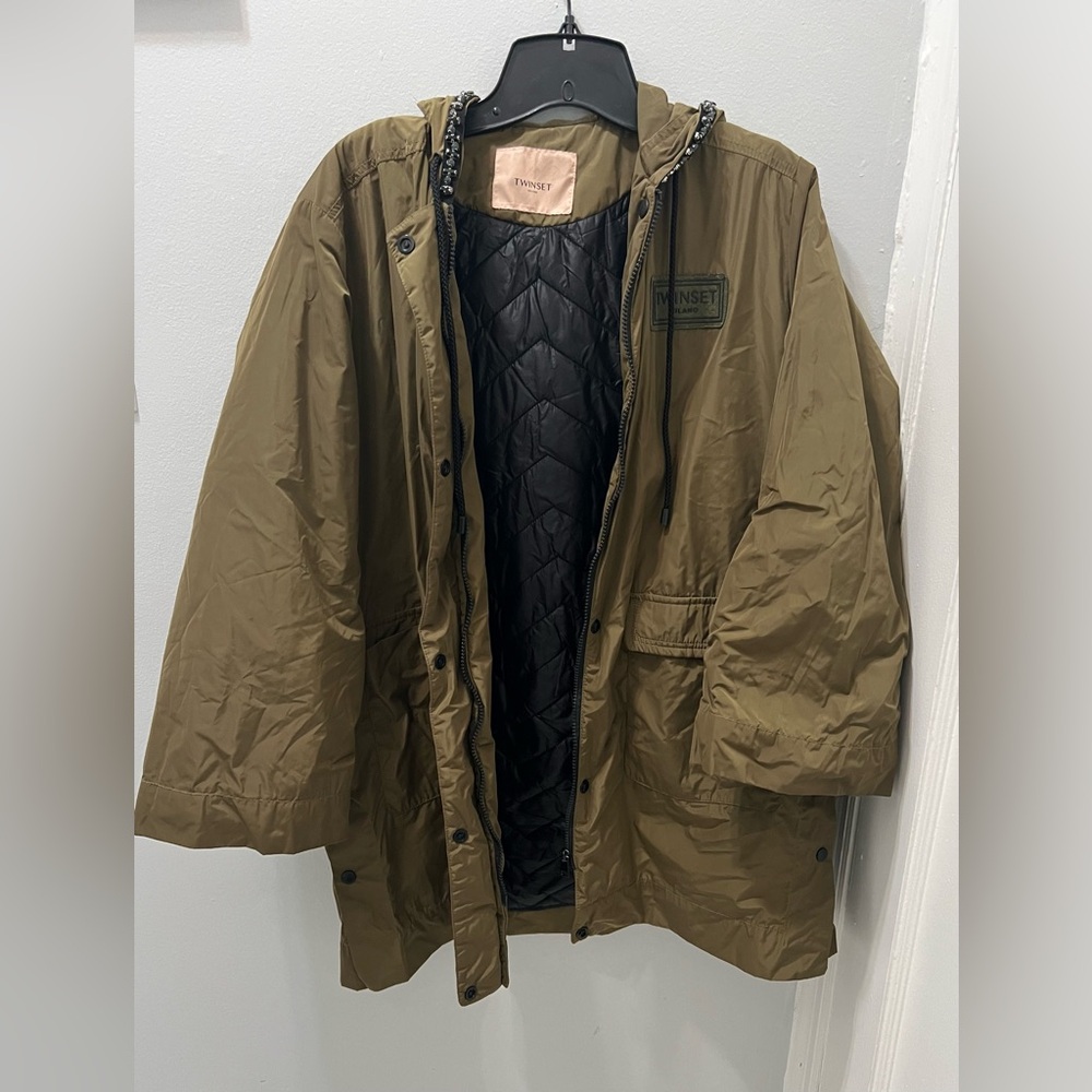 Twin-Set Green Military Field Jacket with Insulated Design
